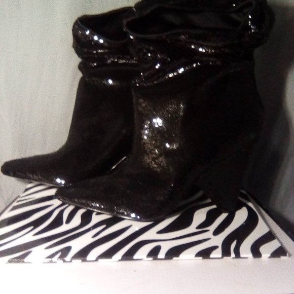 New Guess Nakittan Women's Black velvet Sparkle chunk Heel Mid Boots, Size  9M - Picture 2 of 4